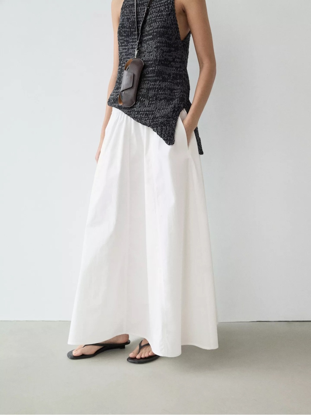 Massimo Dutti Women's White Maxi Skirt - Clean A-Line Style